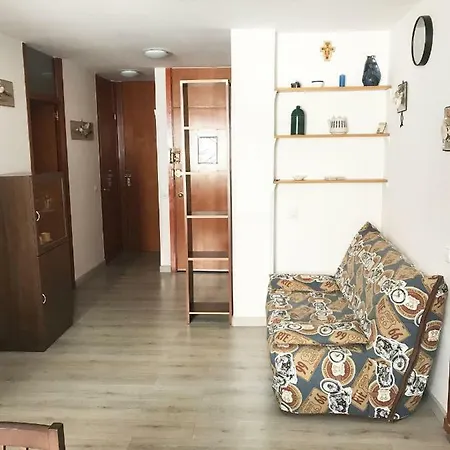 Linda Lloret Apartament *